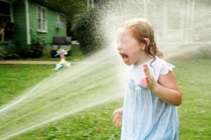 girl_with_sprinkler